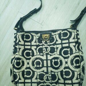 SALVATORE FERRAGAMO M Reverse Gancini Leather Raffia Hobo Black $1400 Sacrifice